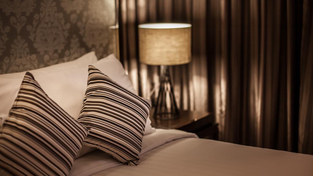 Arcadia Residence Ploenchit By Compass Hospitality Bangkok Oda fotoğraf